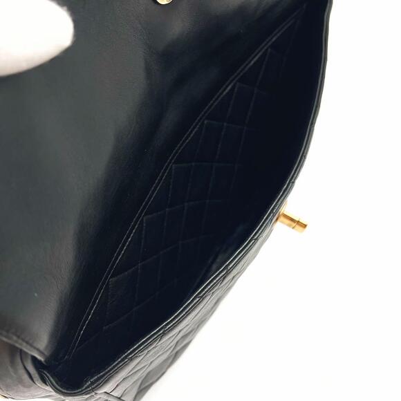 Authentic CHANEL CC Logo LARGE Quilted Lambskin Chain Shoulder Bag Flap Pocket - Picture 9 of 10